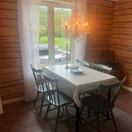 Overnatting, Frittliggende Og Fredelig Holiday home Velfjord